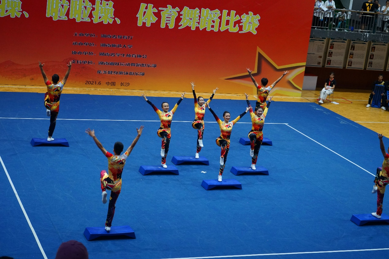 我校健美操队在2022年广东省第十一届大学生运动会啦啦操比赛中荣获佳绩-广州工商学院新闻网